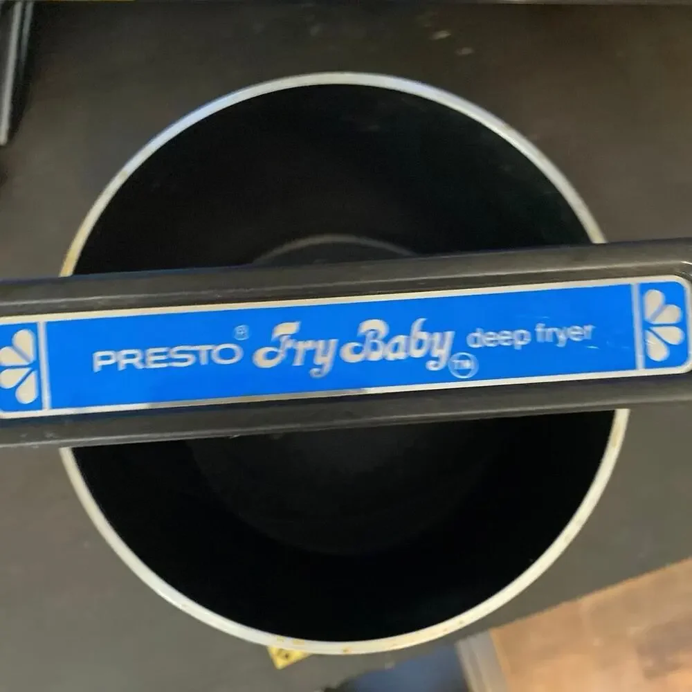 Vintage Presto FRY BABY Deep Fryer Model 01-FBD1 w/ Power Cord & Lid